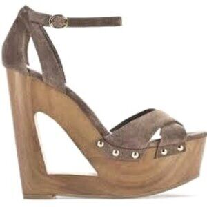 Jessica Simpson Cut out block heels